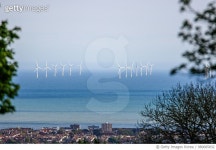토탈에너지스오프쇼어윈드(영업소) | 980685832 | 게티이미지코리아 | Off shore wind farm Royalty-Free 이미지