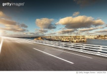 1002917824 | 게티이미지코리아 | Road against the harbor in Australia Royalty-Free 이미지