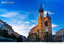 1000286774 | 게티이미지코리아 | The Cloth Hall in Krakow, Poland Royalty-Free 이미지