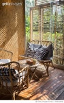 1026414920 | 게티이미지코리아 | cozy and wooden living room Royalty-Free 이미지
