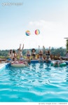 1088384878 | 게티이미지코리아 | Joy at the swimming pool Royalty-Free 이미지