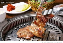 ITTEM219060291 | 게티이미지코리아 | 돼지갈비,고기,구이 Royalty-Free 이미지