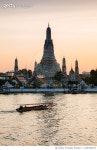 1148355372 | 게티이미지코리아 | Boat and wat Arun at sunset, Bangkok, Thailand Royalty-Free 이미지