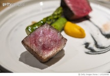 1152209386 | 게티이미지코리아 | Grilled wagyu beef cubes Royalty-Free 이미지