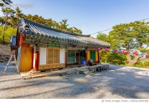 MZEGA19001996 | 게티이미지코리아 | 충남 태안 흥주사 심검당 Rights-Managed 이미지
