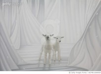 MZFMD19000060 | 게티이미지코리아 | Antic and Lambs Oil on canvas 91 x 65cm 2014 (2) Rights-Managed 이미지