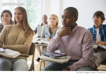 543195783 | 게티이미지코리아 | Teenage students listening in classroom Royalty-Free 이미지