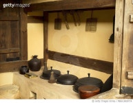 MBIA19000774 | 게티이미지코리아 | 경기도 고양시 초가집 시골 농촌 Rights-Managed 이미지