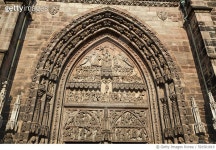 591561819 | 게티이미지코리아 | Architectural detail of St Lorenz church Royalty-Free 이미지
