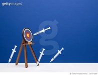 1217372569 | 게티이미지코리아 | Syringes trying to hit the target Royalty-Free 이미지