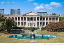 MZHJA20000012 | 게티이미지코리아 | 서울 고궁 덕수궁 석조전과 분수 Rights-Managed 이미지