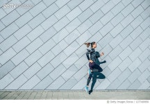 1277400956 | 게티이미지코리아 | Sportswoman running outdoors Royalty-Free 이미지