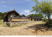 MIVA21000008 | 게티이미지코리아 | 논산 명재고택(국가민속문화재 제190호) Rights-Managed 이미지