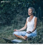 1296101571 | 게티이미지코리아 | Online Meditation.... Trainer Meditating With Her Clients Over The Internet Royalty-Free 이미지