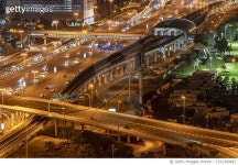 1321340497 | 게티이미지코리아 | Metro Station in Dubai Royalty-Free 이미지