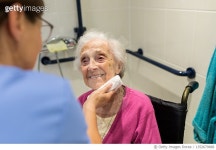 1352679688 | 게티이미지코리아 | Home Caregiver with senior woman in bathroom Royalty-Free 이미지