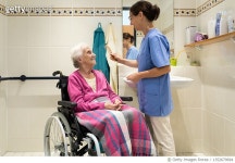 1352679694 | 게티이미지코리아 | Home Caregiver with senior woman in bathroom Royalty-Free 이미지