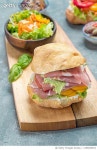 1356945515 | 게티이미지코리아 | Sandwich with bell peppers and ham Royalty-Free 이미지