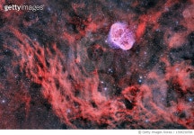 1399230706 | 게티이미지코리아 | The Crescent Nebula (NGC 6888, Caldwell 27, Sharpless 105) HOO Palette Narrow Band Royalty-Free... 