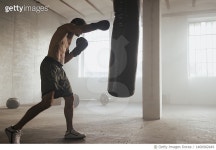 1400982449 | 게티이미지코리아 | Fit young man boxing in the gym Royalty-Free 이미지