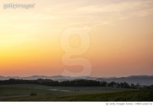 MBRF22020710 | 게티이미지코리아 | 경기도 안성목장,일출 Royalty-Free 이미지