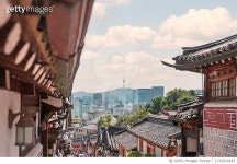 1716524442 | 게티이미지코리아 | Bukchon Hanok village with Seoul city background Royalty-Free 이미지
