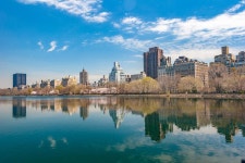 Free Public Domain CC0 Image: City On Lake Coast Picture. Image: 84940277