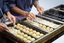 Unidentified Chef Cooks Takoyaki at Dotonbori Street in Osaka, J Stock Image - Image of delicious, healthy: 133969219... 
