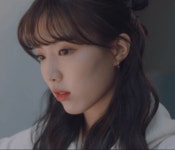 나비랑 옥상씬은 으른토끼 느낌 나 - 국내유명인 카테고리