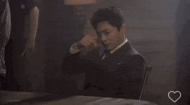 소속사 카메라 의식하고 하트아닌척 하트 날려주는 내배우 귀여워ㅋㅋㅋㅋㅋㅋ - 드영배 카테고리