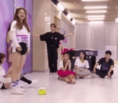 잠오는 오후, 잠깰겸 왕오빠에게 안겨볼래? - 차이나 카테고리