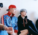 전체 게시판 - 방탄 뷔 지민 대화하는거 너무 몽글몽글함..