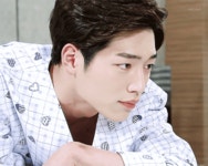 맨날 야 서강준 하다가 가끔 강준아~하고 부르면 - 스퀘어 카테고리 맨날 "야 서강준" 하다가 가끔 "강준아~"하고... 