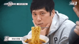 다들 남는 표 있으면 각팀 아저씨들 뽑아죠 - 농구 카테고리