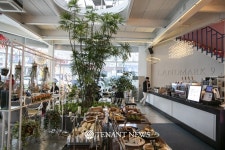 골목 상권이 뜬다. 부산 전리단길, 해리단길 - TENANT news