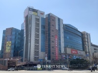 “유통가 숨은 진주, ‘블루키 쇼핑몰’과 ‘라붐아울렛’ 아시나요?.” - TENANT news