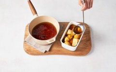 매거진>단감 애호가만 아는 이 맛 단감 장아찌