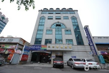 싼타모호텔 숙박 정보와 주변 관광 명소 및 근처 맛집 여행 정보