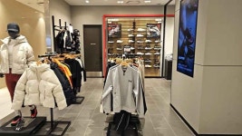 언더아머 롯데백화점 평촌점 쇼핑 정보와 주변 관광 명소 및 근처 맛집 여행 정보