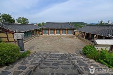 신창향교 - 충청남도 아산시 - 가볼만한곳 - 관광지랭킹