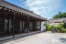 료미 음식점 정보와 주변 관광 명소 및 근처 맛집 여행 정보