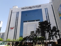 ER Newcore Outlets - Pyeongchon Branch [Tax Refund Shop] (ER 뉴코아아울렛 평촌) - Korea Tour Ranking