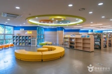 수성구립 용학도서관 (2026) - 대구광역시 수성구 가볼만한곳 - 관광지랭킹