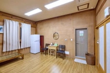 산수유사랑채 숙박 정보와 주변 관광 명소 및 근처 맛집 여행 정보