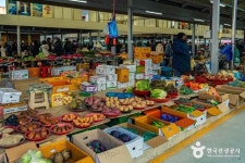 남창옹기종기시장 쇼핑 정보와 주변 관광 명소 및 근처 맛집 여행 정보