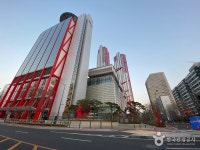 Leica Store The Hyundai Seoul Branch [Tax Refund Shop](라이카 스토어 현대백화점 더현대 서울) - Korea Tour Ranking