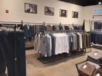 Renoma Suit - Lotte Outlets Buyeo Branch [Tax Refund Shop] (레노마수트 롯데아울렛 부여점) - 관광지랭킹