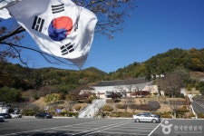 국립 3·15 민주묘지 (2026) - 경상남도 창원시 마산회원구 가볼만한곳 - 관광지랭킹