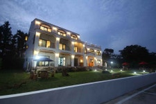 꿈꾸는 노마드 숙박 정보와 주변 관광 명소 및 근처 맛집 여행 정보