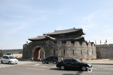 Janganmun Gate (장안문) - Korea Tour Ranking